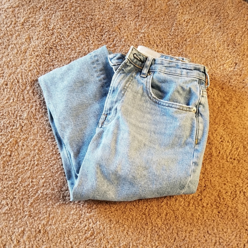 The Curvy Cheeky Straight Jean